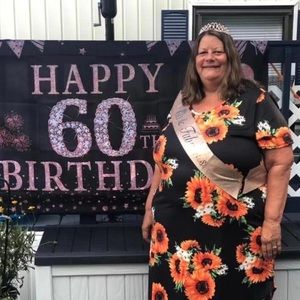 Meet your Posher, Sandi